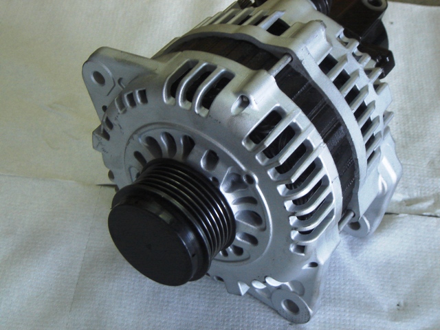 Obnovljeni automobilski alternator